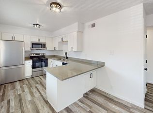 Fully Loaded Contemporary 2 Bedroom Apartments in the North Valley, Albuquerque, NM 87107