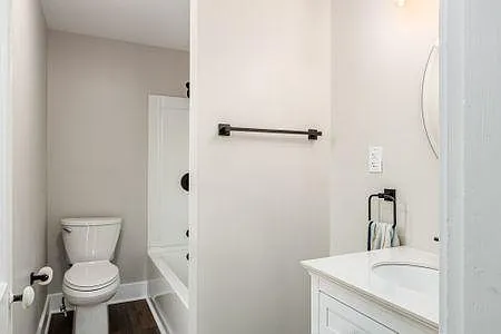 Upstairs Bath