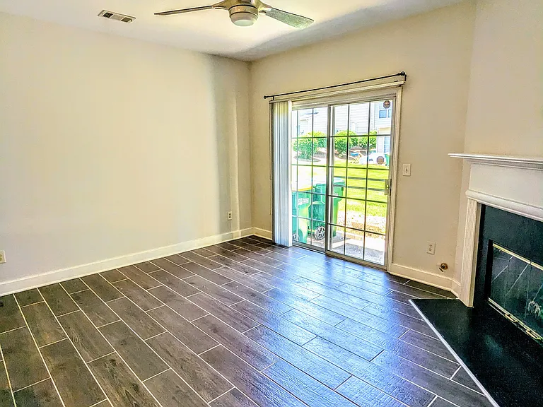 3369 Hidden Cove Cir — Photo 13