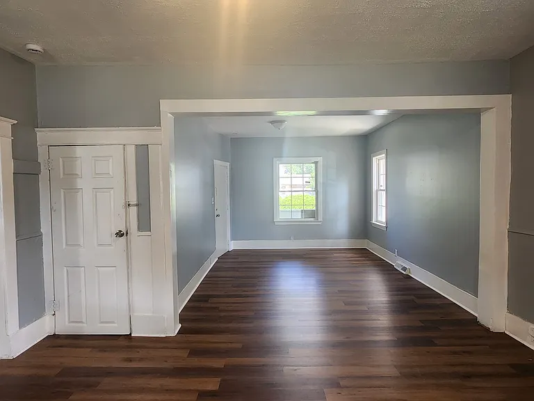 748 S East Ave #1 — Photo 5