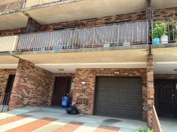 (undisclosed Address), Little Neck, NY 11362