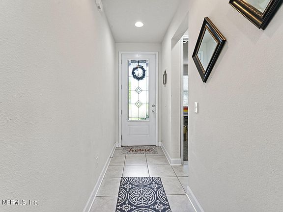 3rd image of 3592 BRADLEY CREEK Parkway