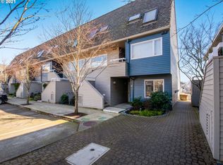 174 N Hayden Bay Dr, Portland, OR