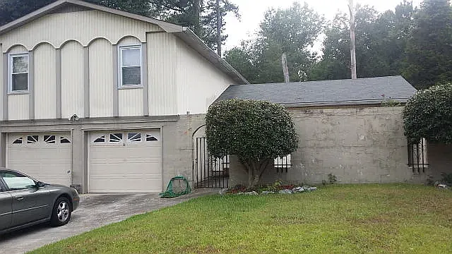 1505 Westminister Dr — Photo 1