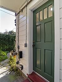 2nd image of 724A Masonic Ave