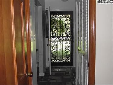 4th image of 4481 Oakridge Dr