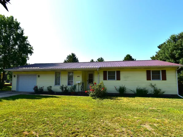 475 W South St, Winamac, IN 46996