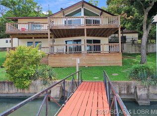 290 Sunny Sands Dr, Climax Springs, MO 65324
