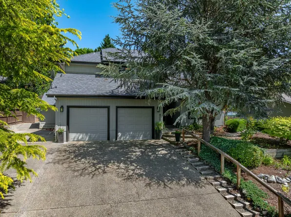 809 NE Oregon Ave, Grants Pass, OR 97526