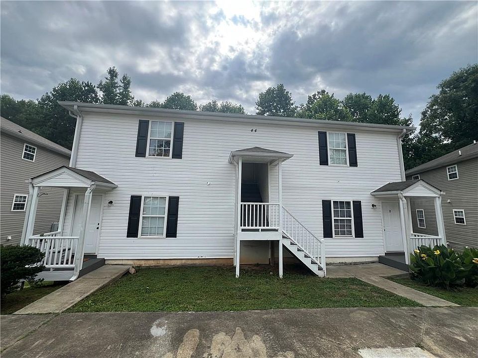 1st image of 44 Hanna Dr