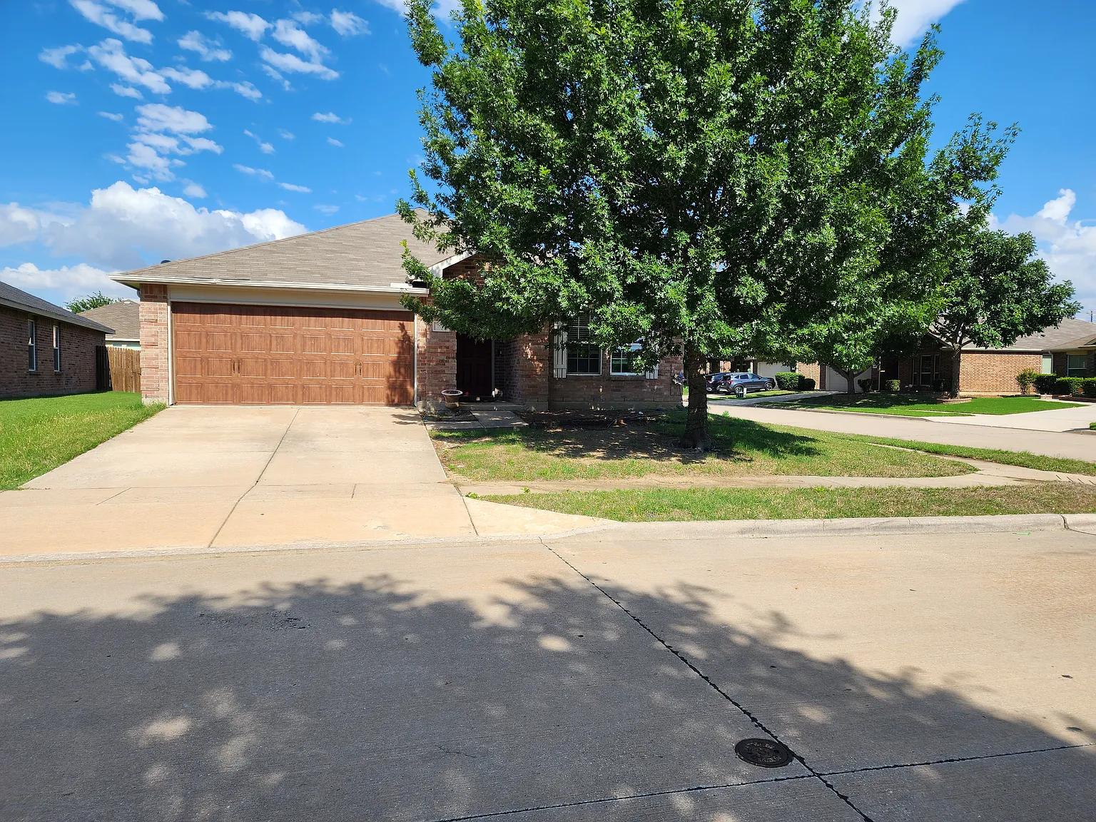 4 bed, 1868 sqft, $2,300 — Photo 1