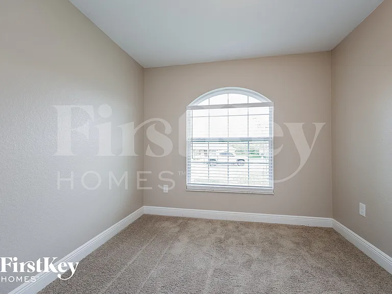 1581 Lemon Ave — Photo 11