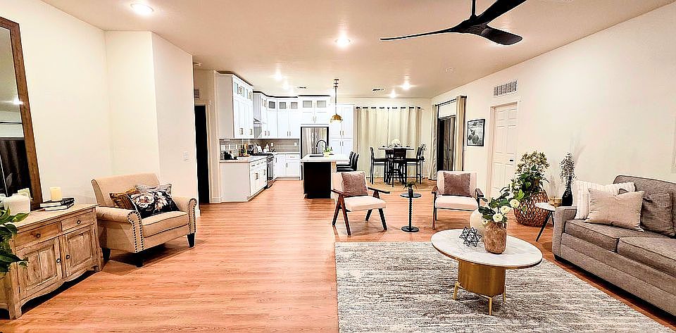 High Upgrades Open Concept 