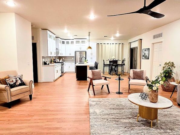 5591 W Acacia Blossom Pl