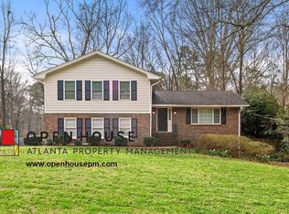 5022 Lakeview Ct, Lilburn, GA 30047