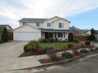 149 Chickadee Dr, Kelso, WA 98626