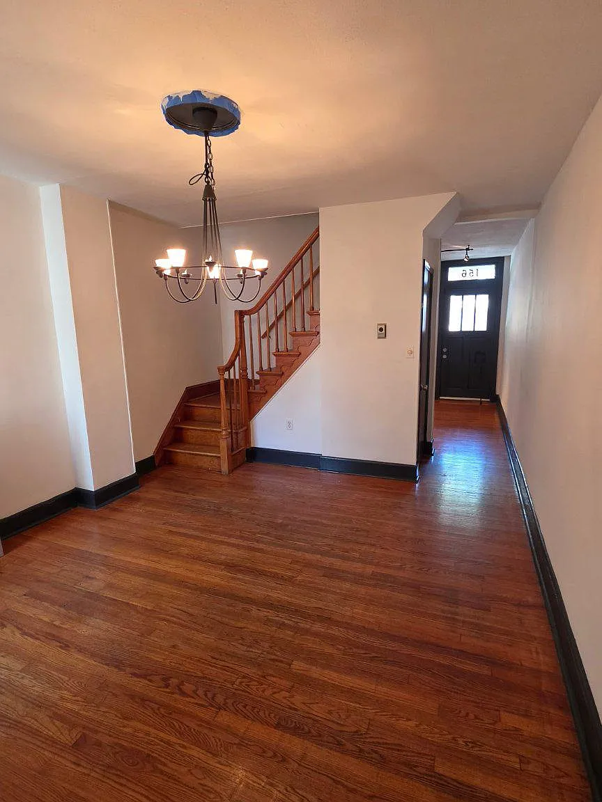 2 bed, 1.0 bath, 980 sqft, $2,000 — Photo 3