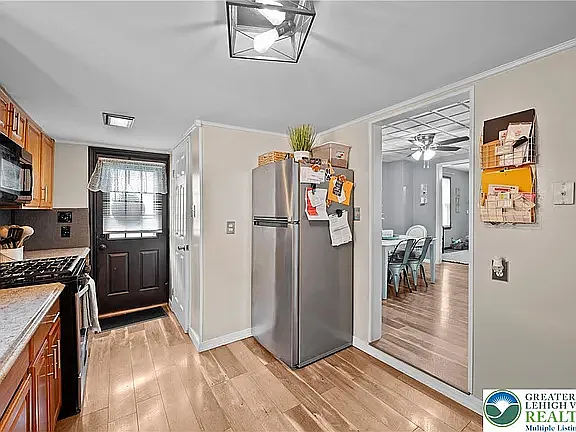 2221 N 1st Ave — Photo 13