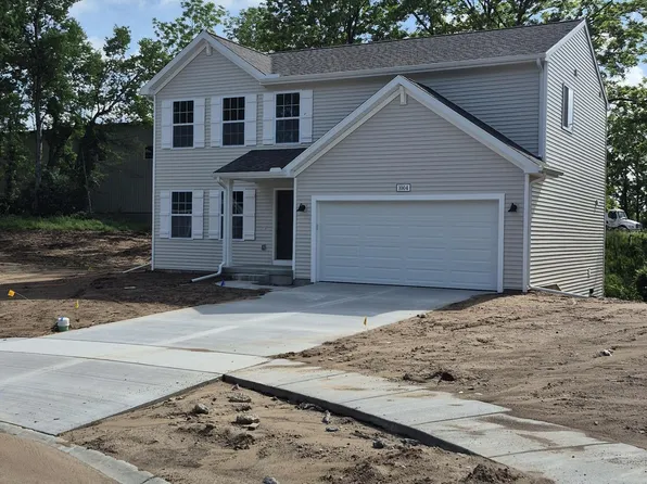 1004 Cedarwood Dr, Greenville, MI 48838