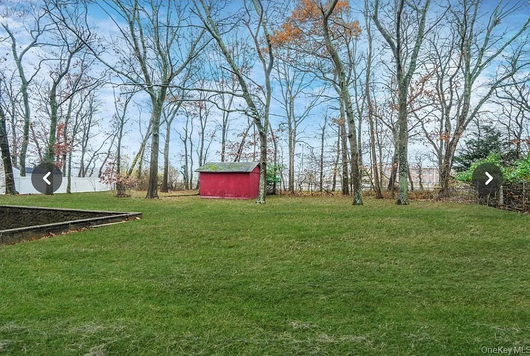 Building Photo - 31 Cabin Ln
