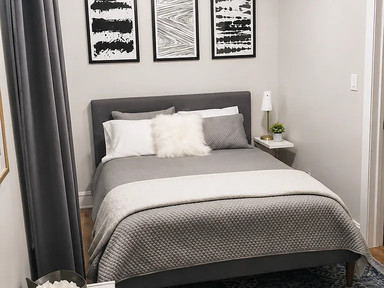 1846 W Melrose St #1 — Photo 3