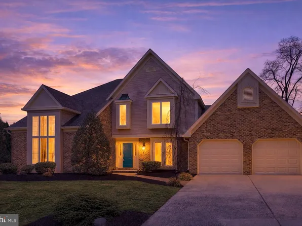 2312 Fox Hollow Rd, Harrisburg, PA 17112