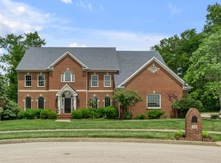 310 Ironwood Cir, Paris, KY 40361