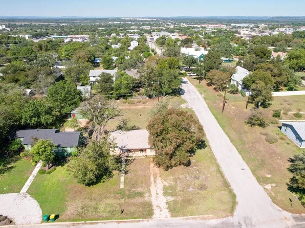616 Avenue D, Marble Falls, TX 78654