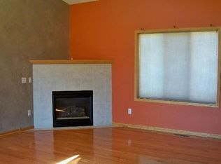 38186 Branch Ave, North Branch, MN 55056