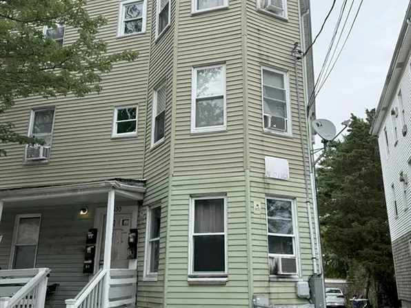 330 N Front St, New Bedford, MA 02746