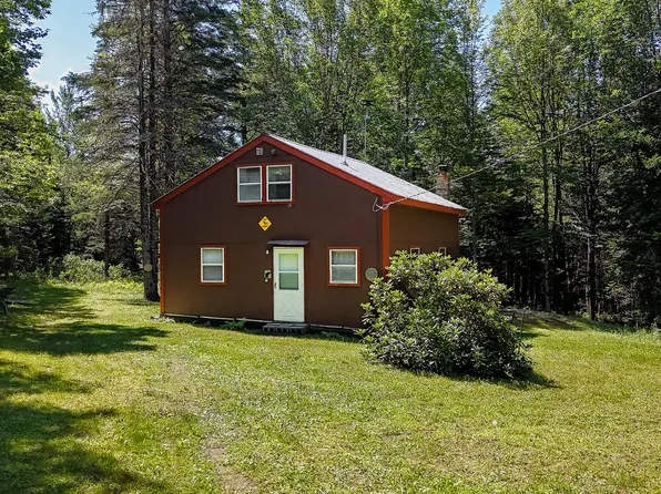 30 Moosehorn Road, Abbot, ME 04406