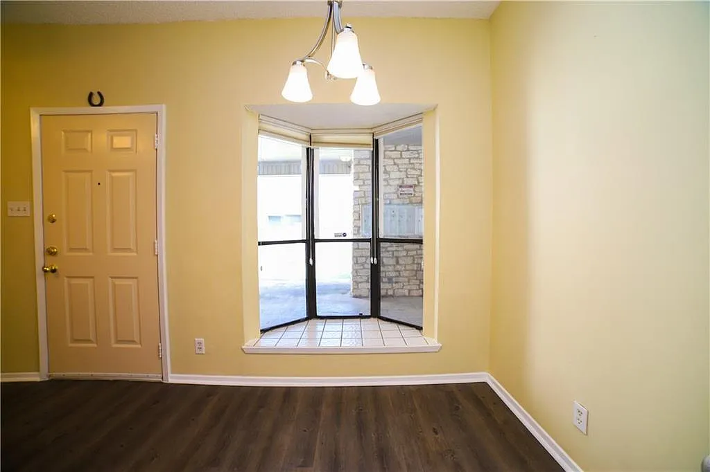 Building Photo - 2604 Salado St #103
