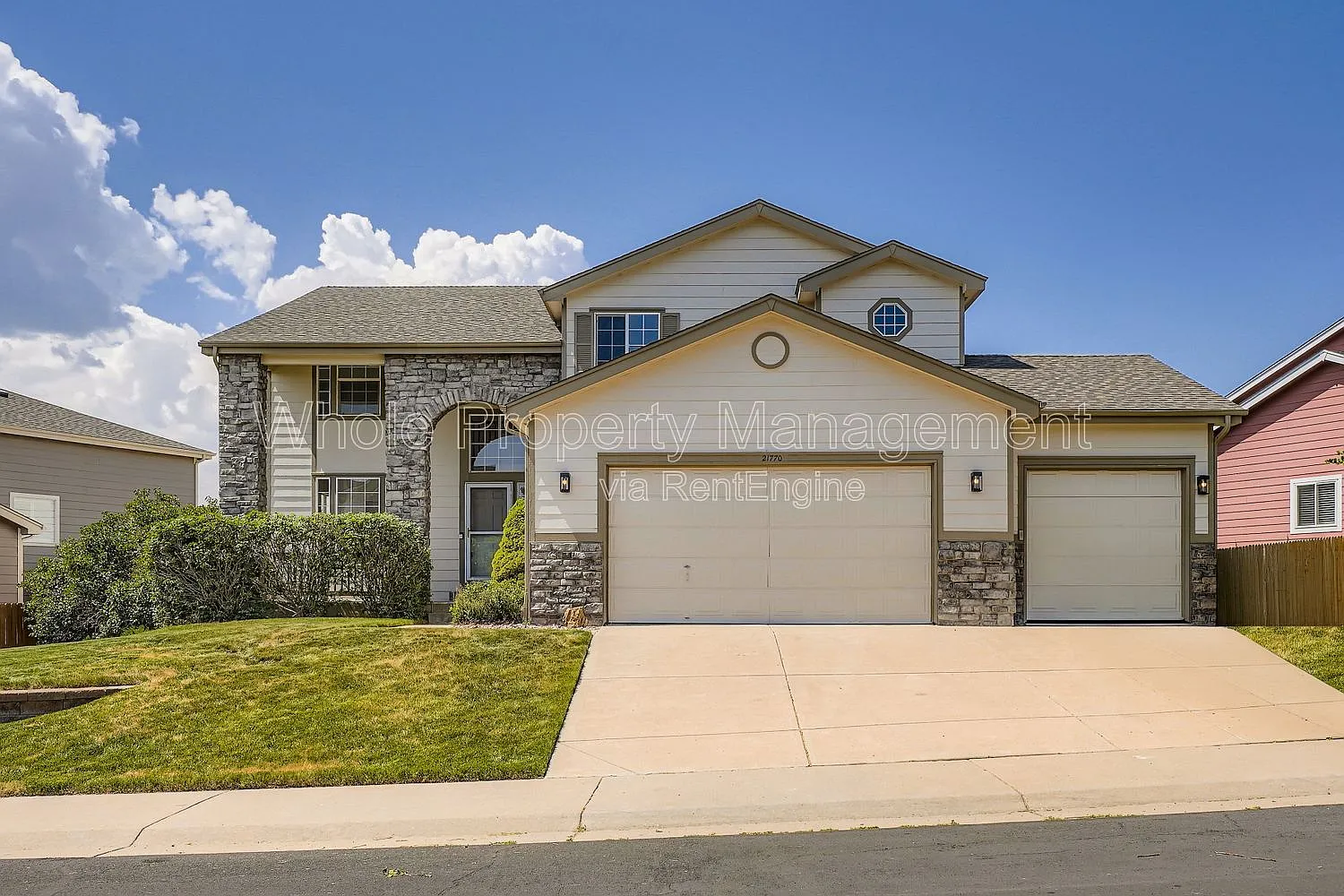 5 bed, 4.5 bath, 3964 sqft, $3,795 — Photo 3