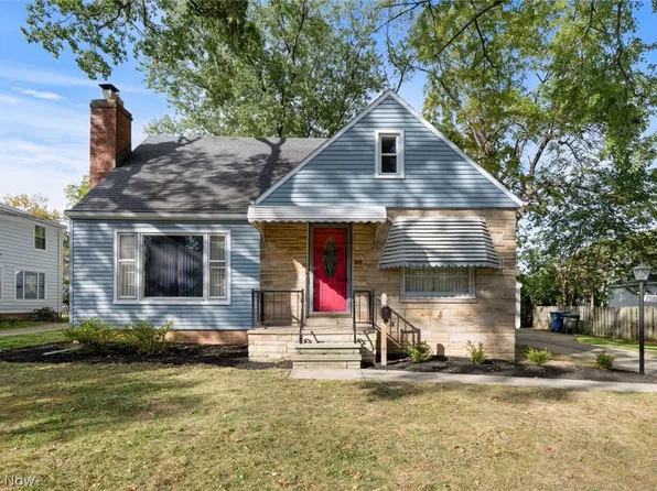 21580 Westwood Ave, Fairview Park, OH 44126
