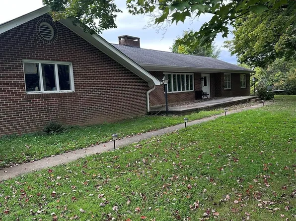 112 Merri Dr #154, Hendersonville, NC 28792