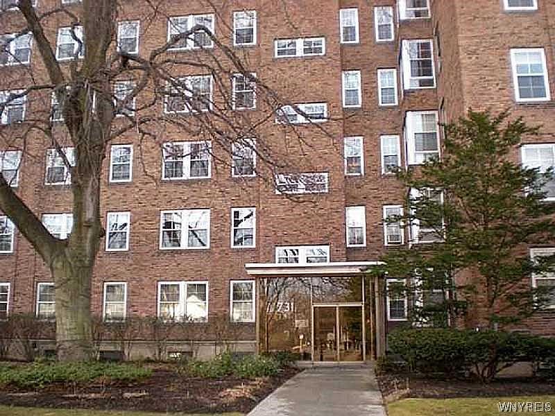 1st image of 731 W Ferry St APT 2J