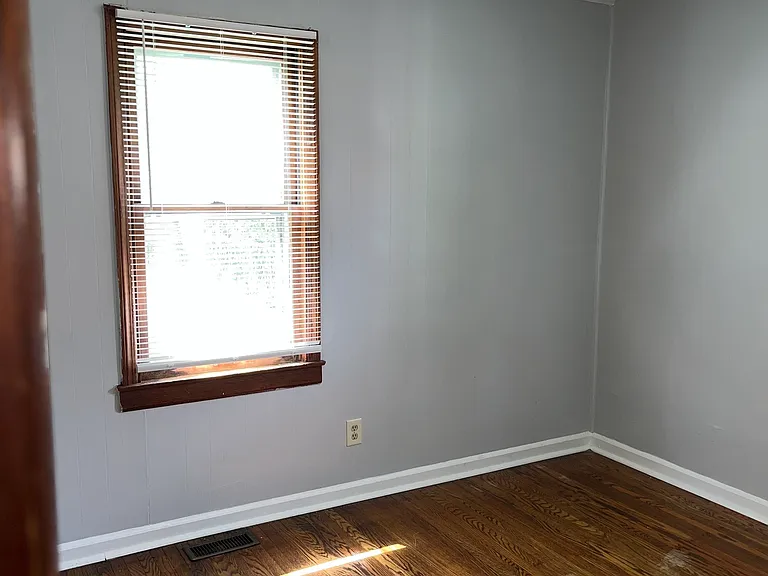 2030 N Colorado Ave — Photo 6