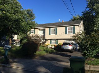 233 Hearth Ct W, Lakewood, NJ 08701
