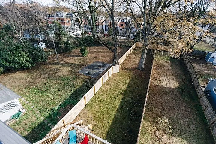 1122 N Alexander St — Photo 99