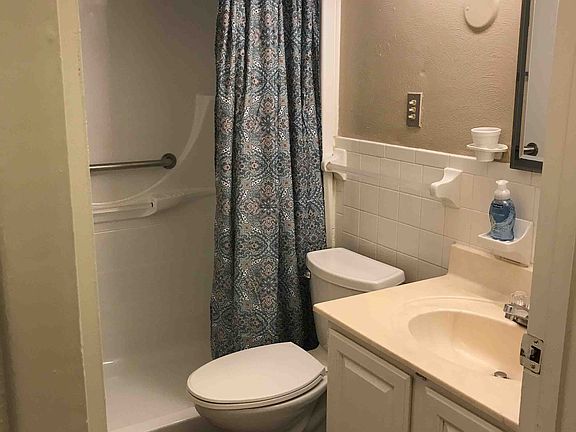 5th image of 1153 Navaho Dr #A