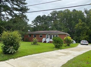 400 Country Club Rd, Jacksonville, NC 28546