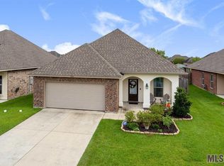 4352 Olivia Dr, Addis, LA 70710