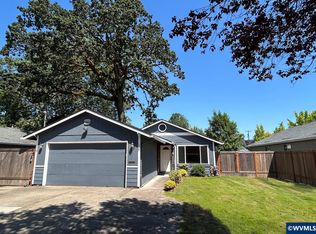 209 E North St, Newberg, OR 97132