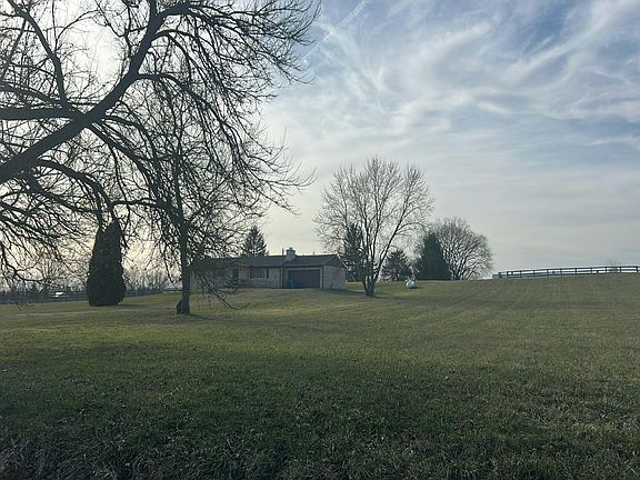 3rd image of 3887 Liberty Ellerton Rd