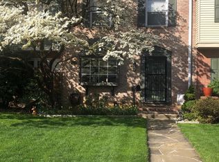 726 Highland Ave, Chambersburg, PA 17201