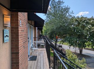452 S Main St SUITE E, Davidson, NC 28036