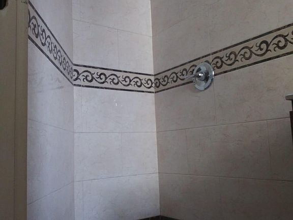 4th image of 551 S 11th Ave APT 1