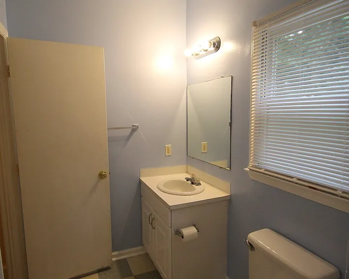 338 Ebenezer Ave — Photo 19