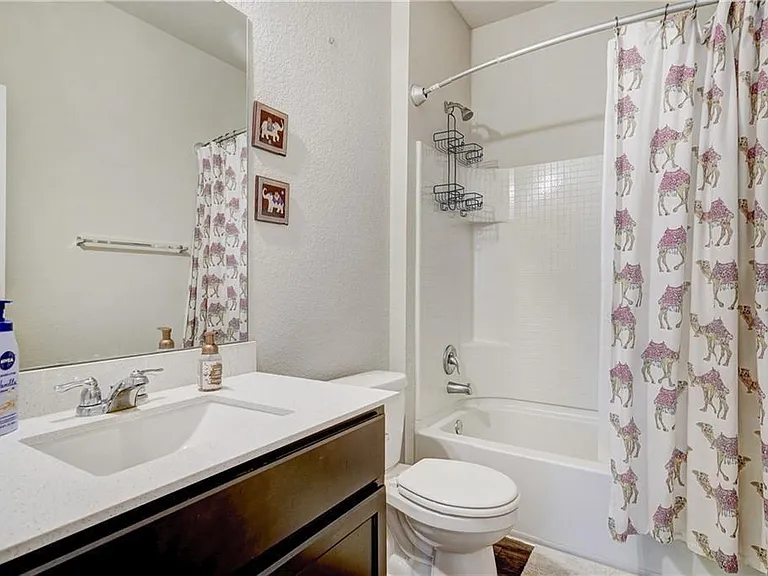 205 Freedom Park Ave — Photo 25