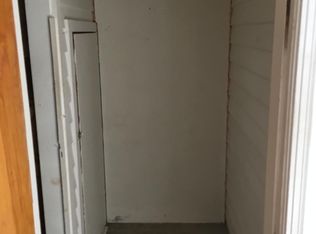 236 E Middle St APT B, Chelsea, MI 48118